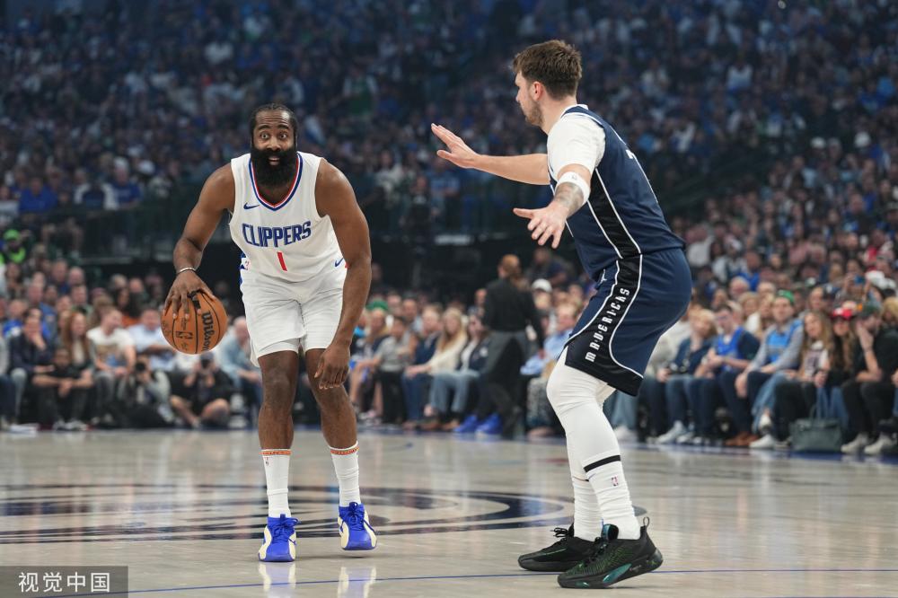 密集防守时 密集防守时