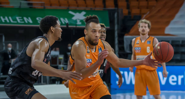 体的出色发 体的出色发